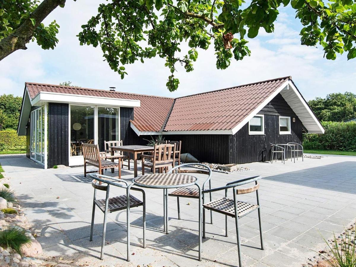 4 Person Holiday Home In Esbjerg V Hjerting Exterior foto